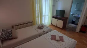 Apartmants Emy - Image 2