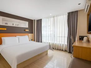 7 Days Premium Hotel Guangzhou Pazhou Convention and Exhibition Center Tangxia BRT Metro Station - Image 2