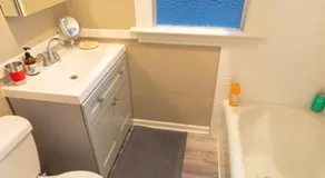 Bright vintage Apt in the heart of Seattle - Image 5