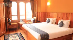 Hotel Khamsum - Image 2
