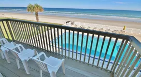 Oceanside Village Townhouse No Drive New Smyrna Beach, Private Ground Floor Patio w Grill - Image 3