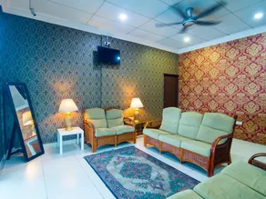 OYO 528 Andaman Sea Hotel - Image 5