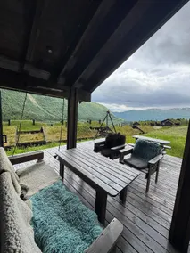 Cozy and family-friendly mountain cabin - Image 3