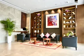 Yitel Guangzhou Pazhou Exhibition Center Chigang Metro Station - Image 3