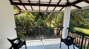 Explorer Hotel & Bike Rental Anuradhapura - Image 4