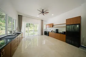 6 Bedroom Pool Villa - Image 5