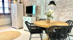Lovely loft near Barcelona center - Image 5