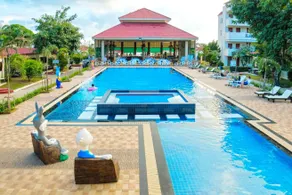 New Travel Beach Hotel & Resort - Image 5