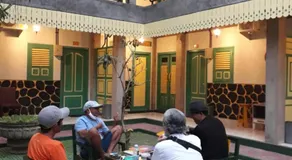 Joglo Aruna Guesthouse - Image 4