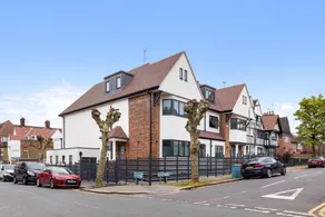 Modern Luxury Studio near Euston Central London - Image 4