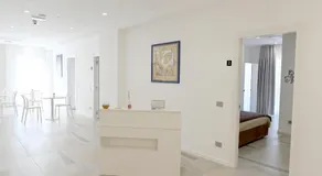 Crazi Suites - Image 3