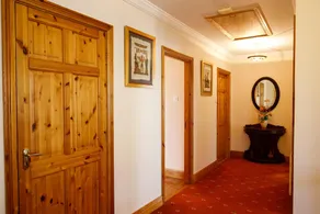 Old Fort Lodge - Image 5
