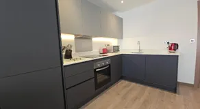 Roomspace Serviced Apartments - Harvest Lane - Image 5