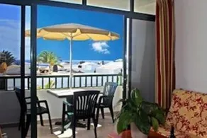 Apartamentos La Tegala - Image 2