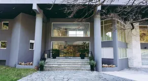 Pravi Hotel - Image 4