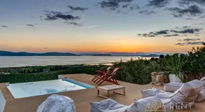 Villa Karima with Sea View - Image 3