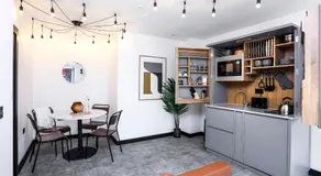 The Brewers Rooms Contemporary Aparthotel - Image 3