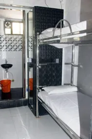PG Hostels Bandra Mumbai - Image 2