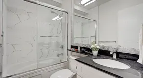 Quiet Suites Up to 8 Guests Near DTVan Monthly Option - Image 2