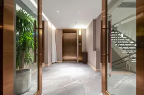 Home Inn Plus Zhuhai Gongbei Port - Image 4