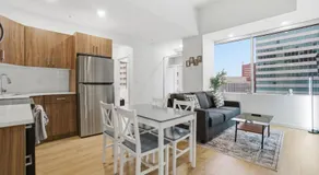 Luxury 1Beds and 2Beds in Downtown Edmonton close to Rogers - Image 3