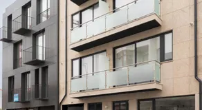 HostWise Cozy Studio with Balcony and Garage - Image 4