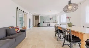 Elegante Appartamento con Vista - Colli Euganei - Image 2
