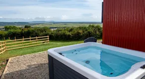 The Gambo Shepherd's Hut - Image 4