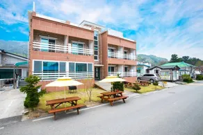 Samcheok Yongjeong Pension - Image 4