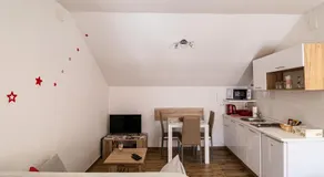 Sunny day apartments - Image 4