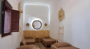 hostel four seasons - Image 2