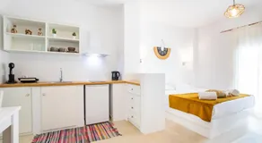Anemos Guest Apts - Image 4