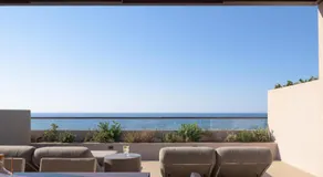 Beachfront Villa With a Private Pool - Image 5