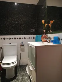Apartamento con encanto y comodidad - Image 3