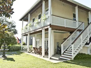 Haven Point Inn and Gallery - Image 1
