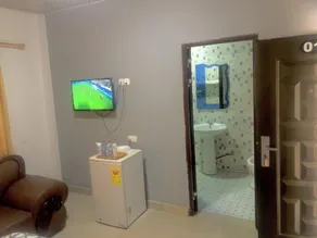 Monipee Hotel - Image 5