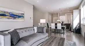 Stunning Duplex Condo #1 - Downtown River North - Image 2