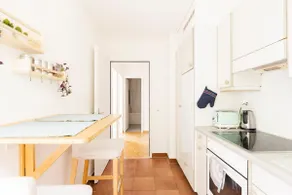 Spacious 52 sqm Cozy Flat - Free Parking - 10 min to Lausanne Old Town - Image 2