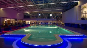 Diamond Plaza Apartments - Image 2