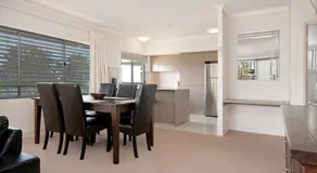 Spectacular Unit Overlooking Pumicestone Passage - Welsby Pde, Bongaree - Image 3