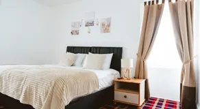 Ocean Breeze Inn - Image 2