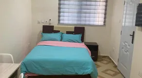 Louis Apartments - Image 2