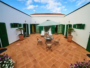 Spacious Holiday Home in La Oliva - Image 2