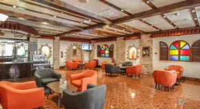 BM Beach Hotel - Image 4