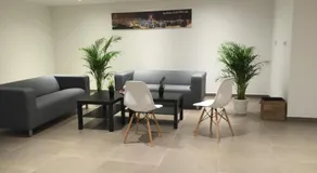 Hotel BESTPRICE Gracia - Image 4