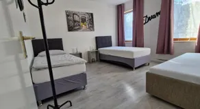 Central Apartment Krefeld - Image 2