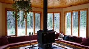 HI Castle Mountain - Hostel - Image 2