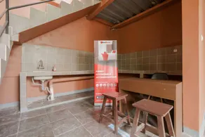 RedDoorz Syariah near Siloam Hospitals Bulak Kapal - Image 5