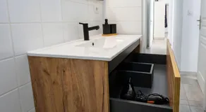 LE 84 - Grand T3 Climatisé - Terrasse & Parking Privé - Image 3