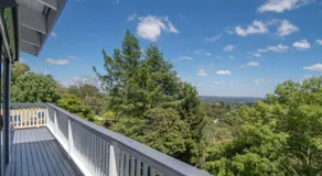 Escape to the Hills- Charming home with city views & close to the to the 1000 steps - Image 5